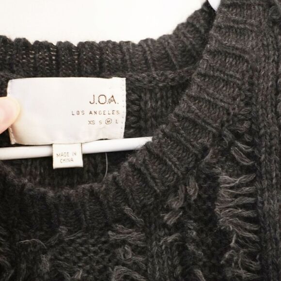 😍 J.O.A. LOS ANGELES Hi Low Fringe Sweater Vest - Picture 6 of 7